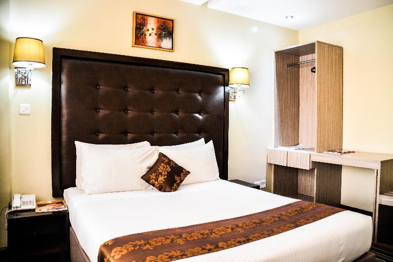The Clarion 3*