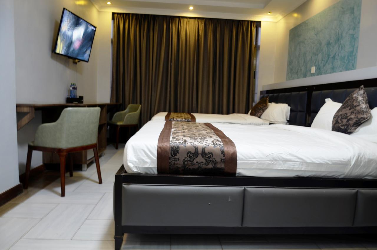 Lagos 4* Nairobi