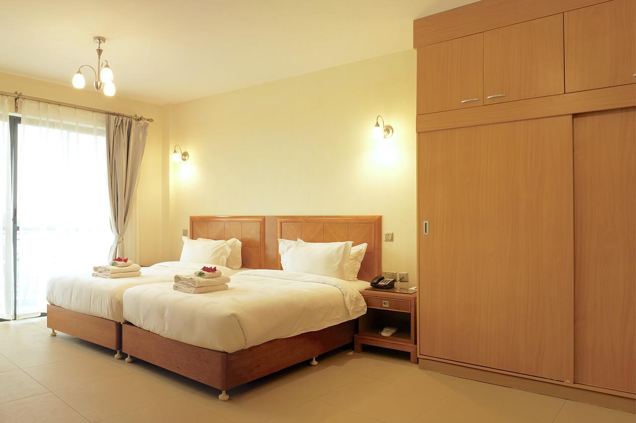 Lotos & Suites, Hotel 4*