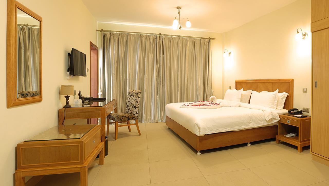 Lotos & Suites, Hotel 4*