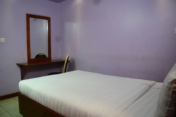 Aden Bay 3*