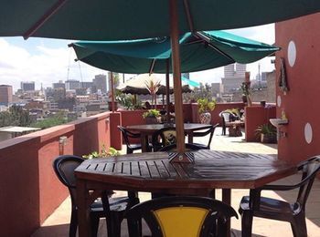 Khweza Bed & Breakfast 2*