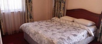 Metro Hotel 3*