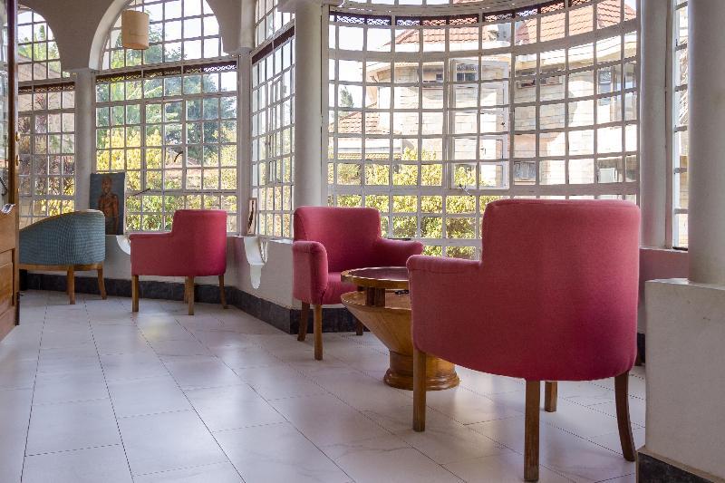 Lavington Hill House Hotel 3*