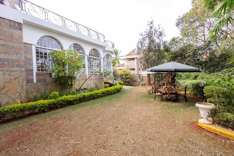 Hotel Lavington Hill House 3*