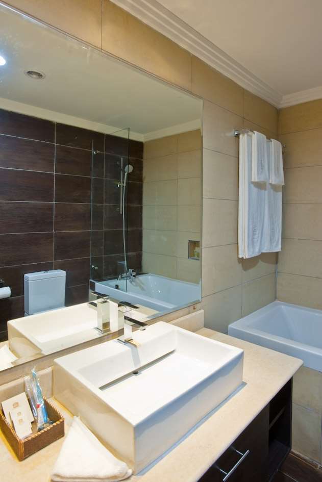 Four Points By Sheraton Hurlingham 4*