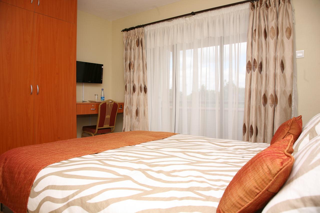 Hotel Transit