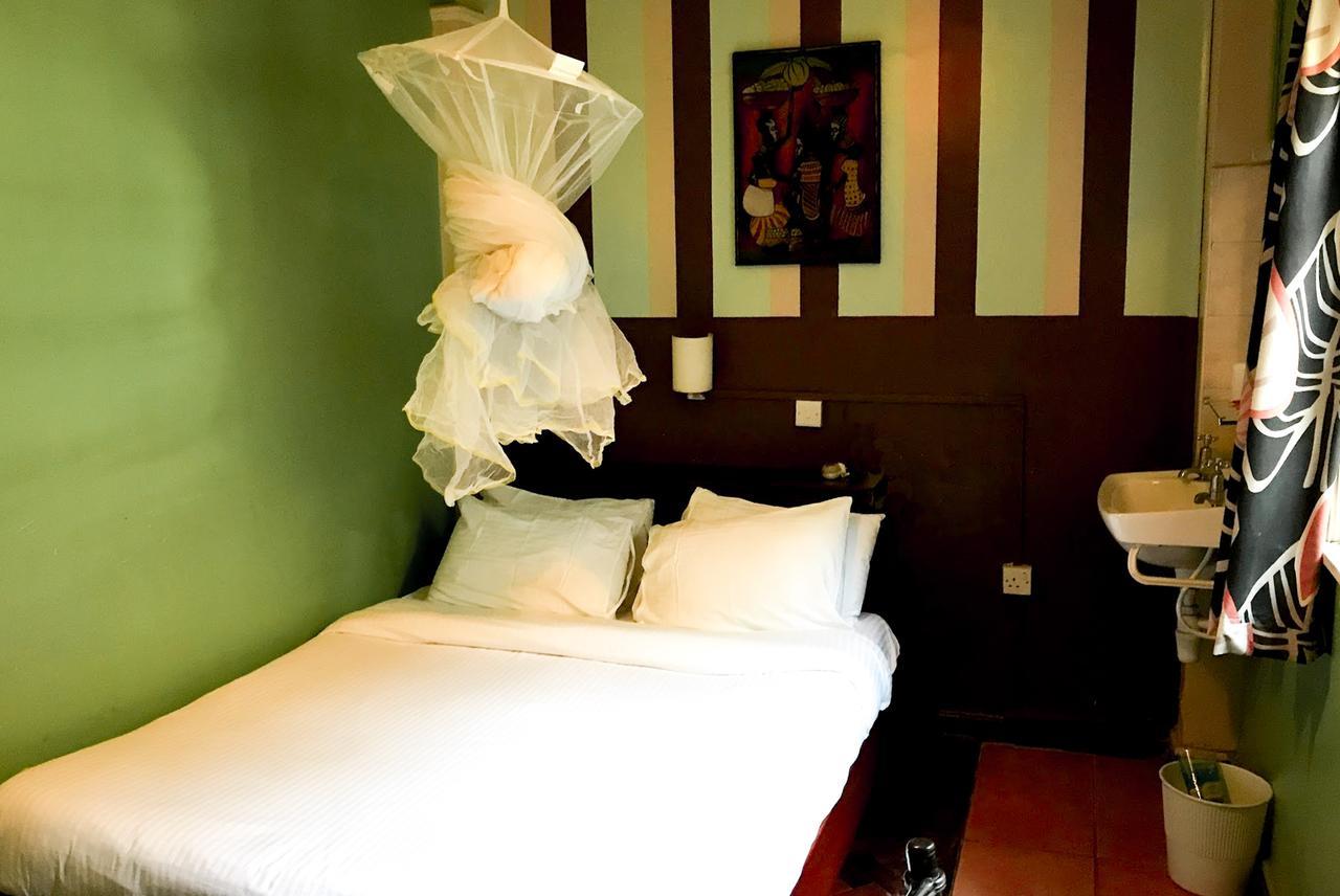 Hotel Amani Gardens