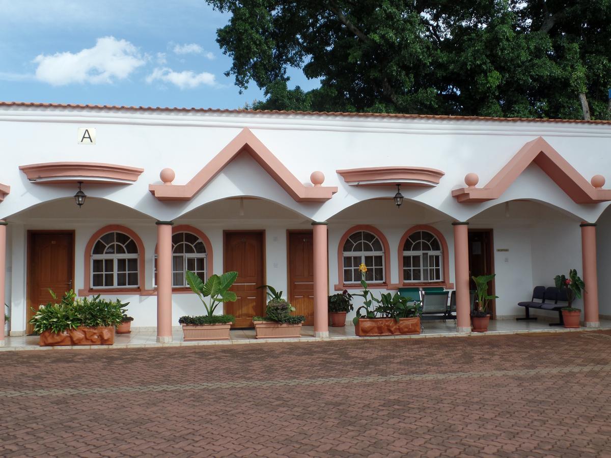 Leone Boutique Hotel