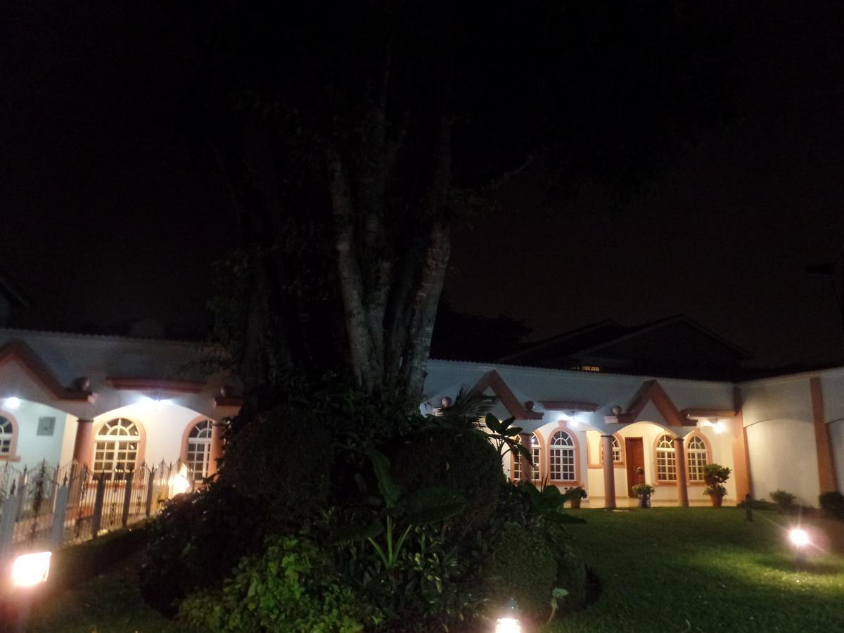 Leone Boutique Nairobi