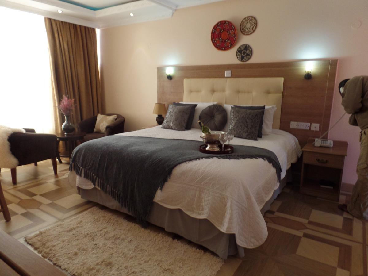 Leone Boutique 3*
