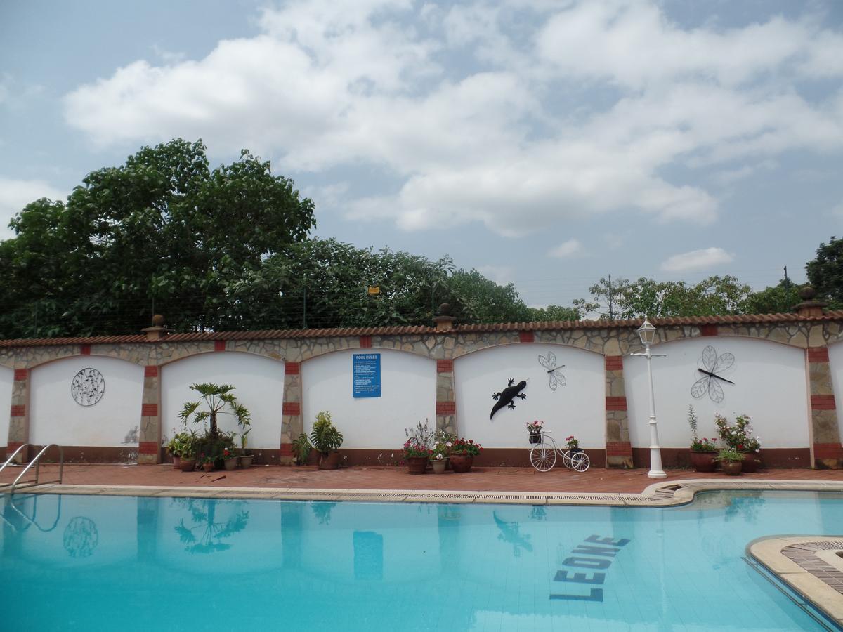 Leone Boutique Hotel