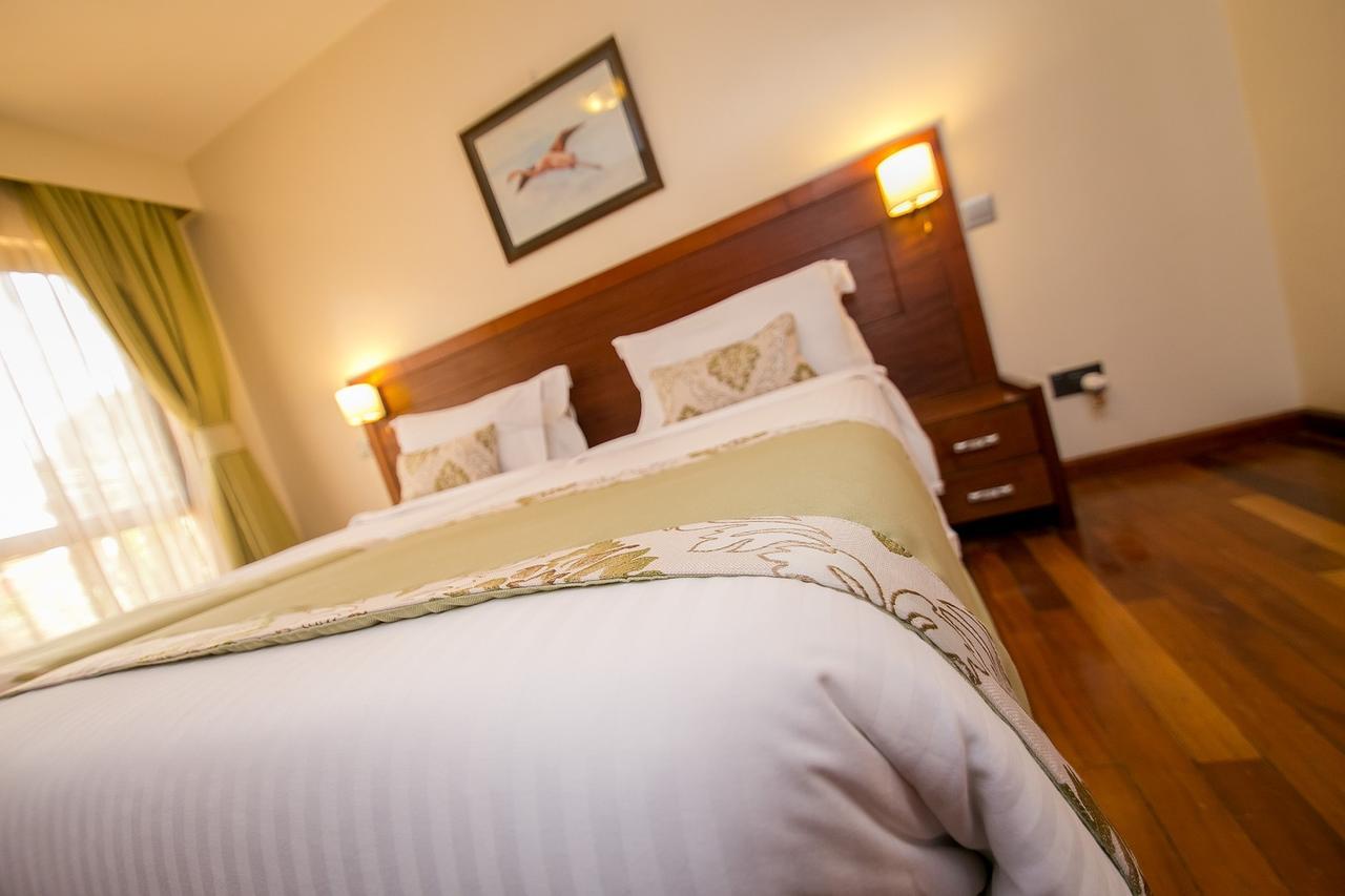 Waridi Paradise And Hotel 4*