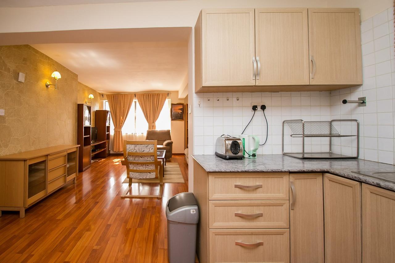 Kates Aparthotel 3*
