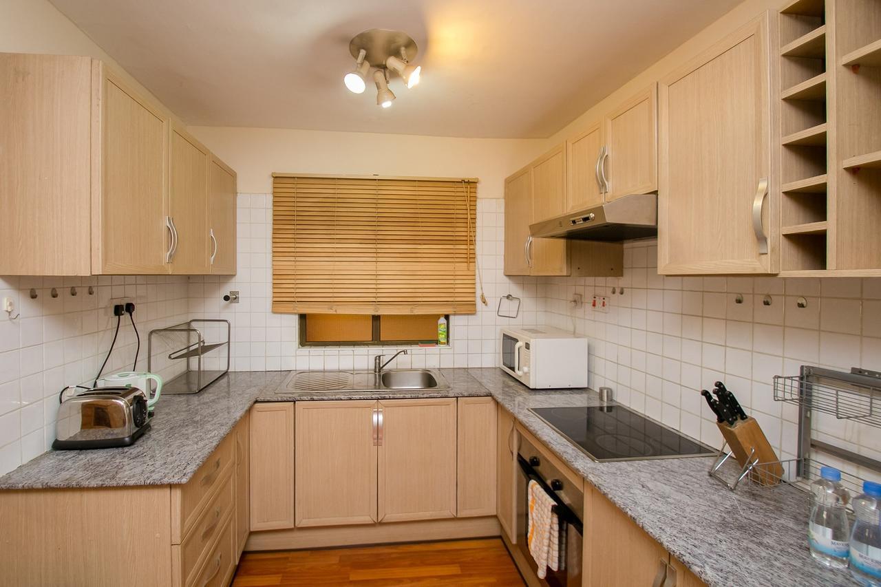 Kates Aparthotel 3*