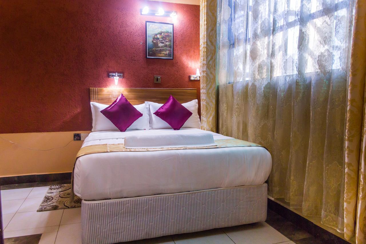 Enkare Hotel