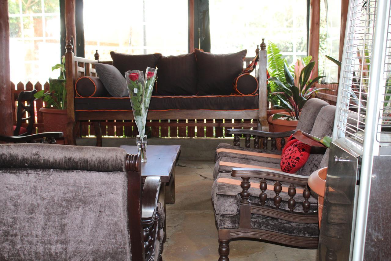 Severine And Lounge Ltd Chalet *