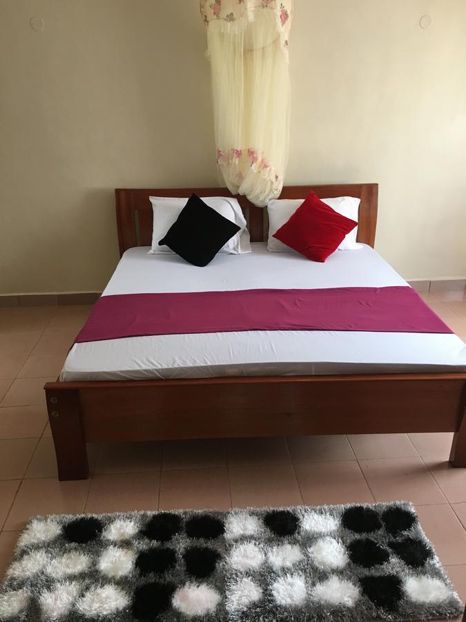 Lynwood Homestay And Tours Homestay *
