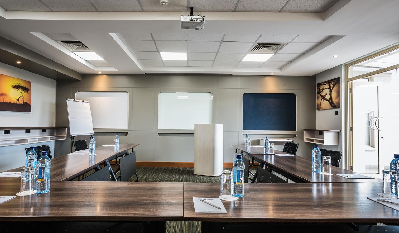 Executive Residency By Western Aparthotel 4*