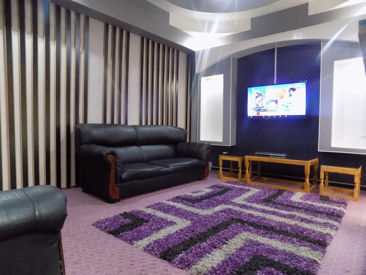 Apartment Sagwe Furnished
