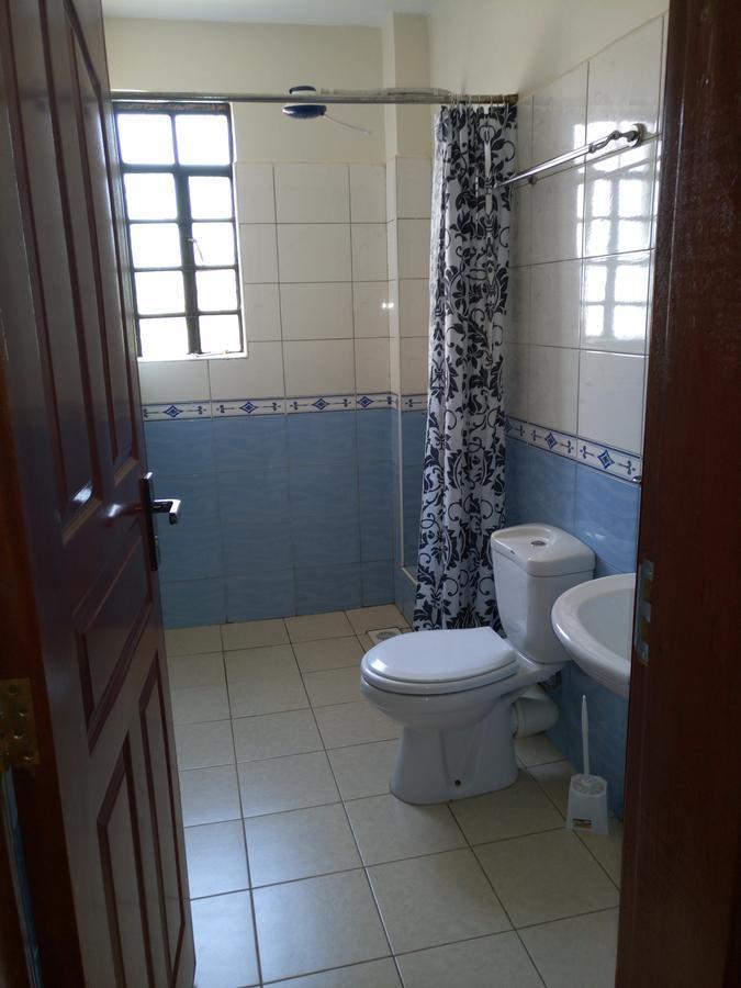 Vogue Ville C8 * Nairobi