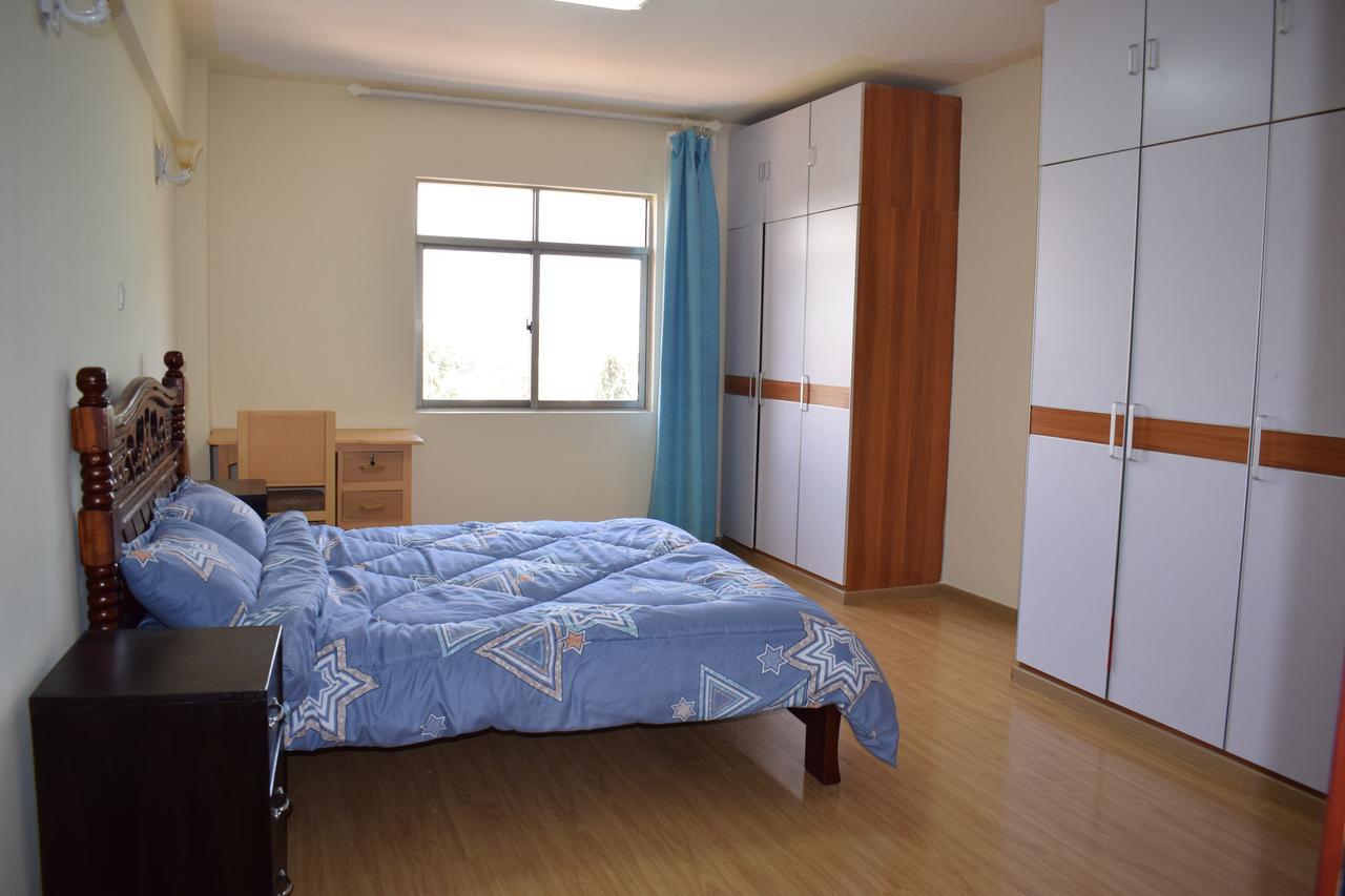 Sapphire Court Apartment *