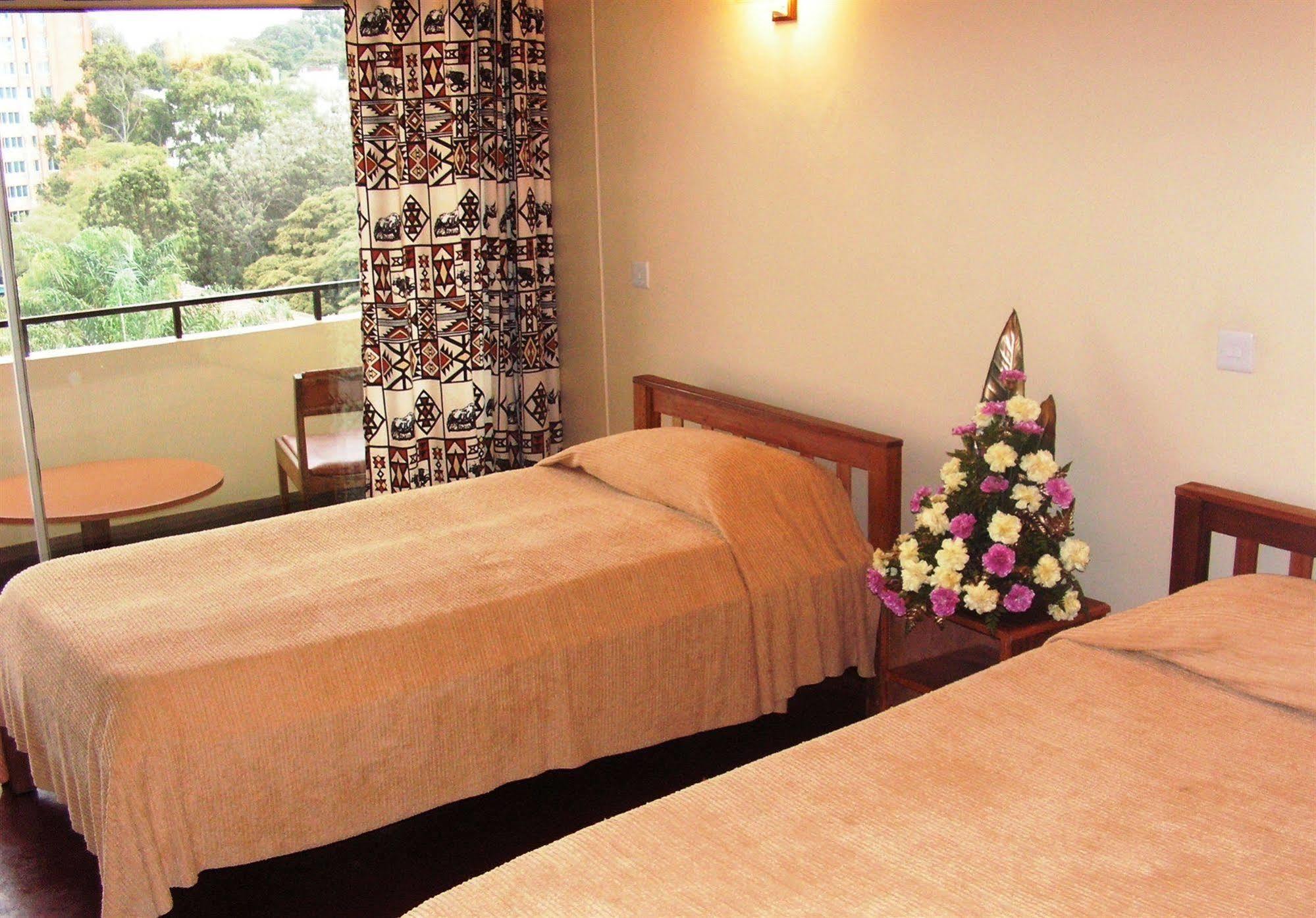 Kivi Milimani Hotel 3*