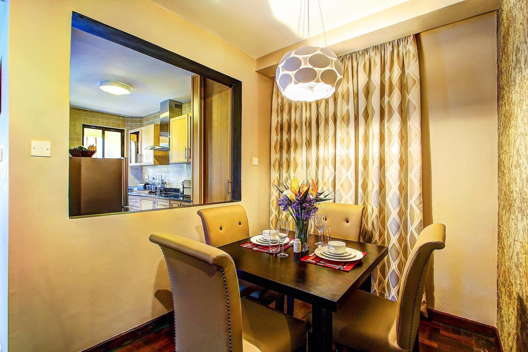 Nelson's Court Serviced Aparthotel 3*