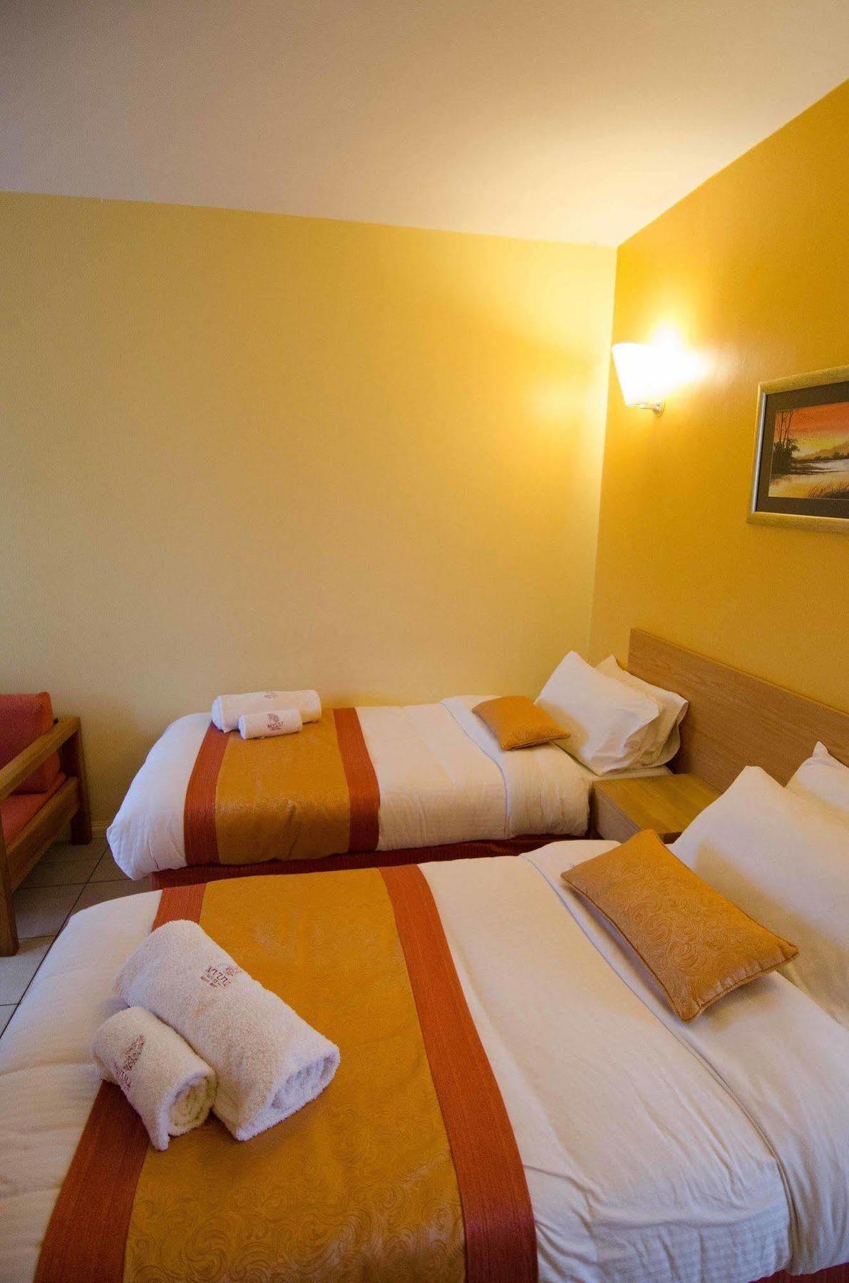 Mvuli House Bed & Breakfast 3*