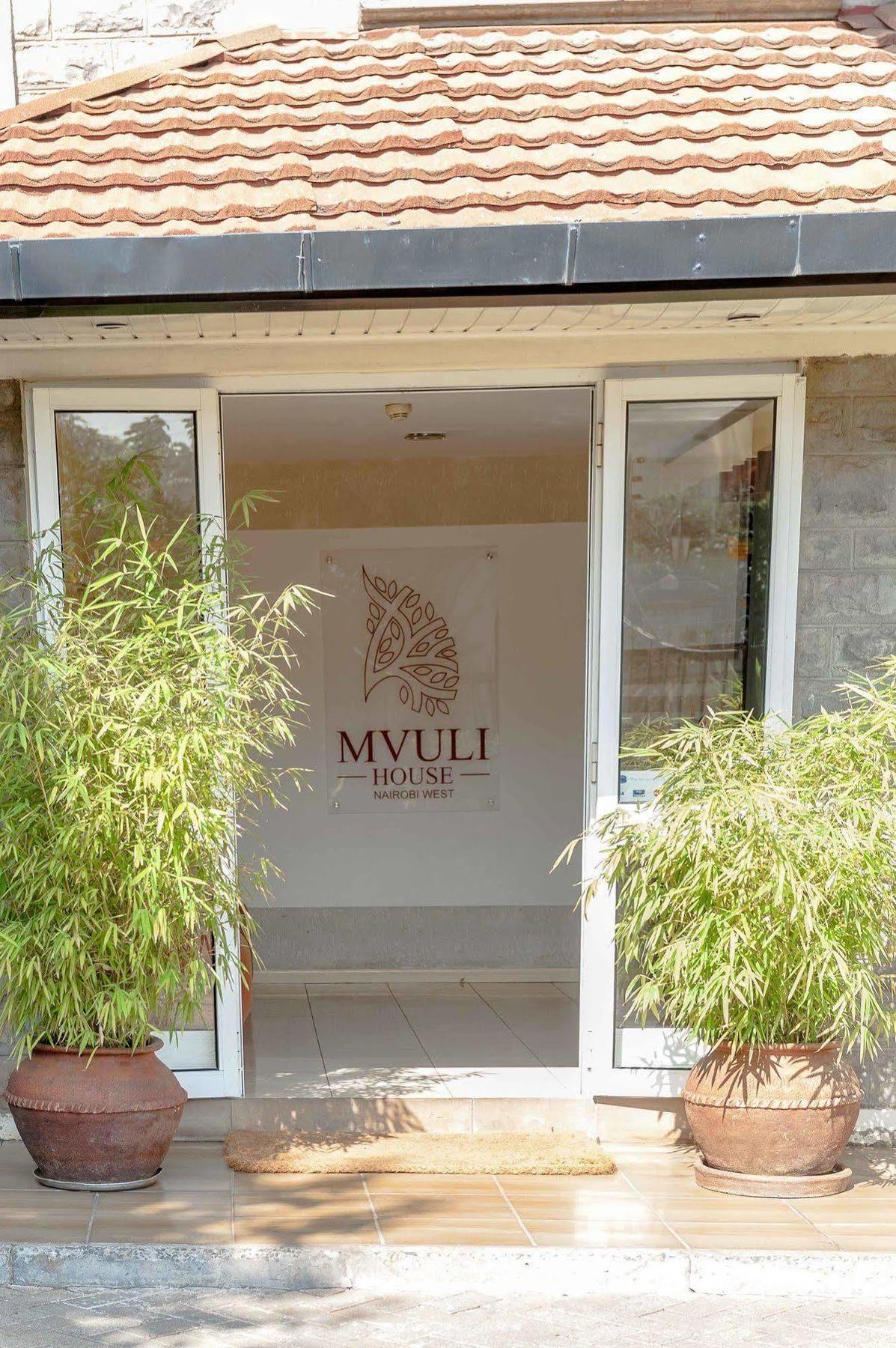 Bed & Breakfast Mvuli House
