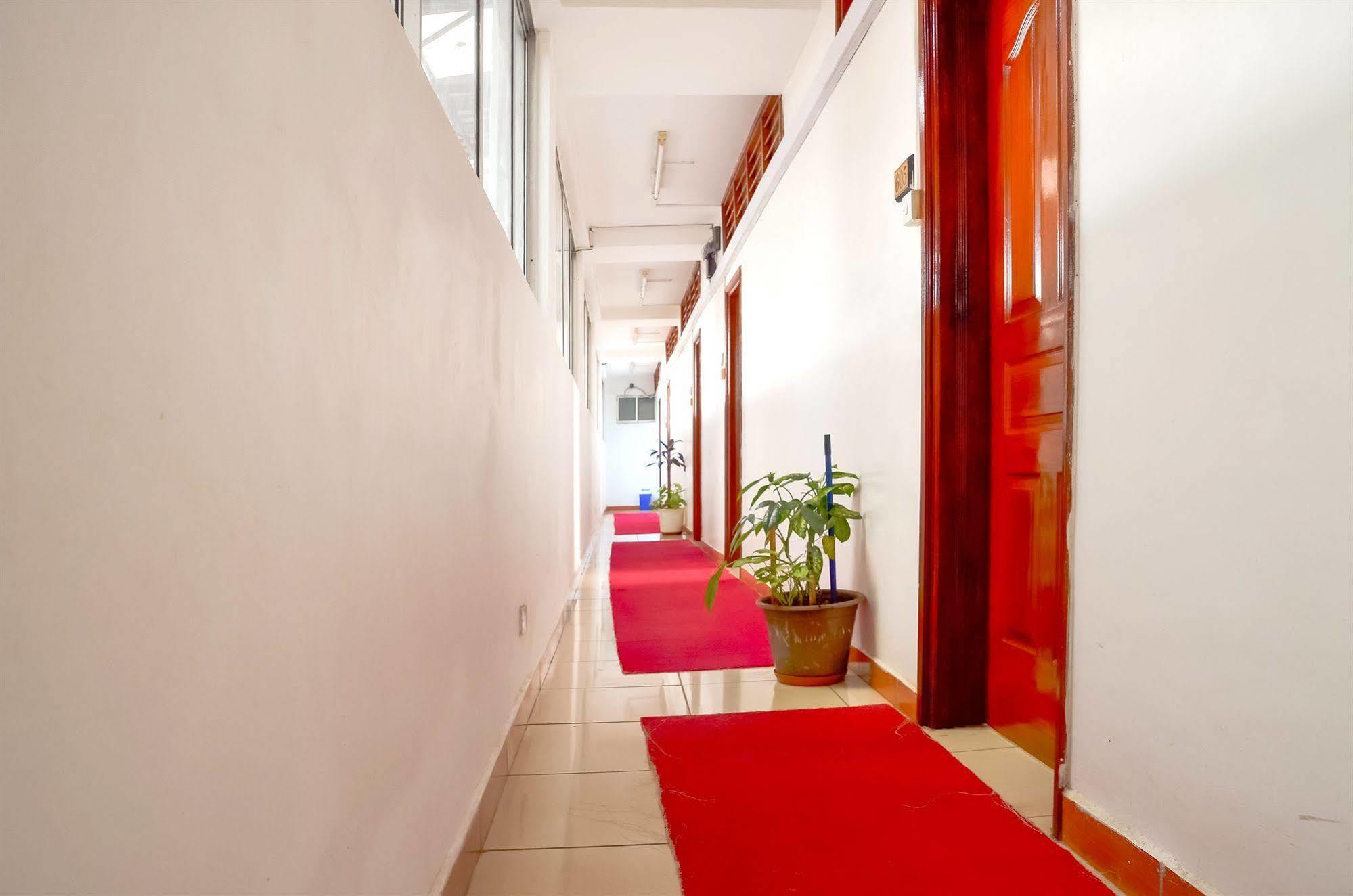 Diamond Plaza
