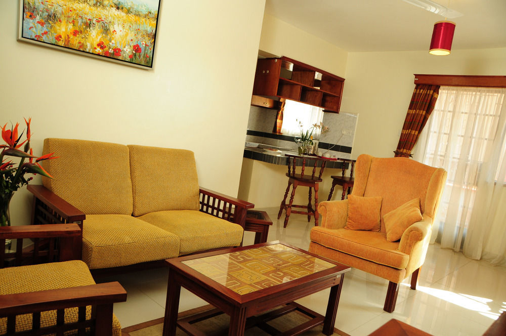 Brickwood Apartments 4*
