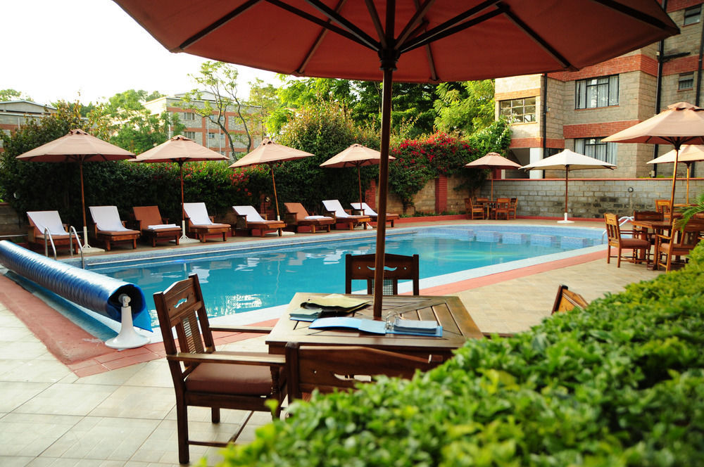 Brickwood Apartments Hotel 4*