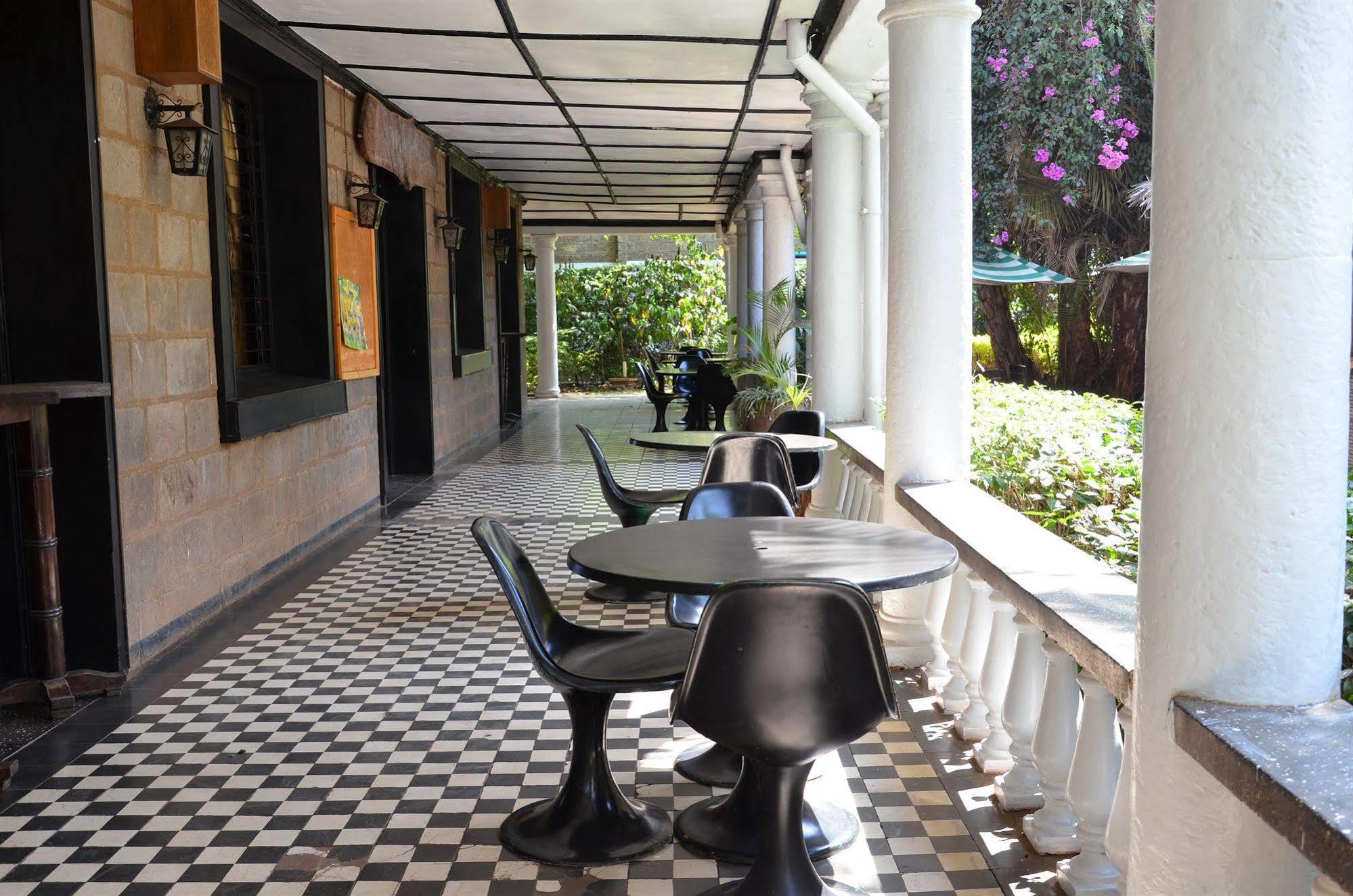 Sirona Getaway Hotel 3*