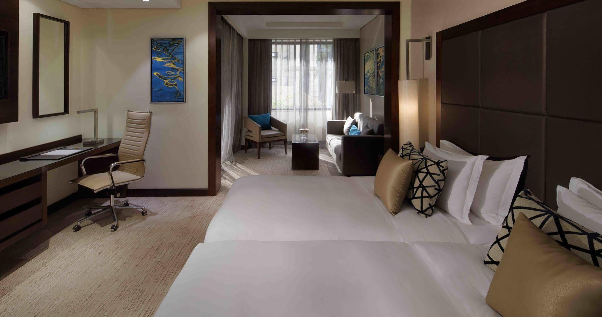 Hotel Dusitd2 5*