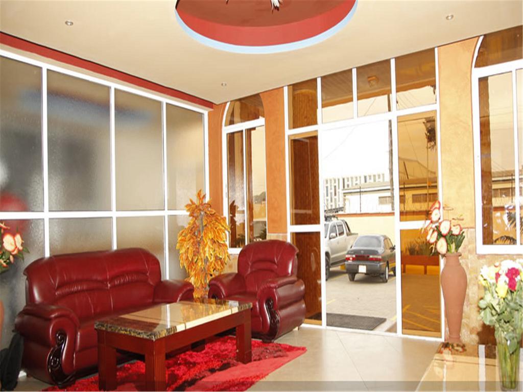 Pearl Palace Hotel