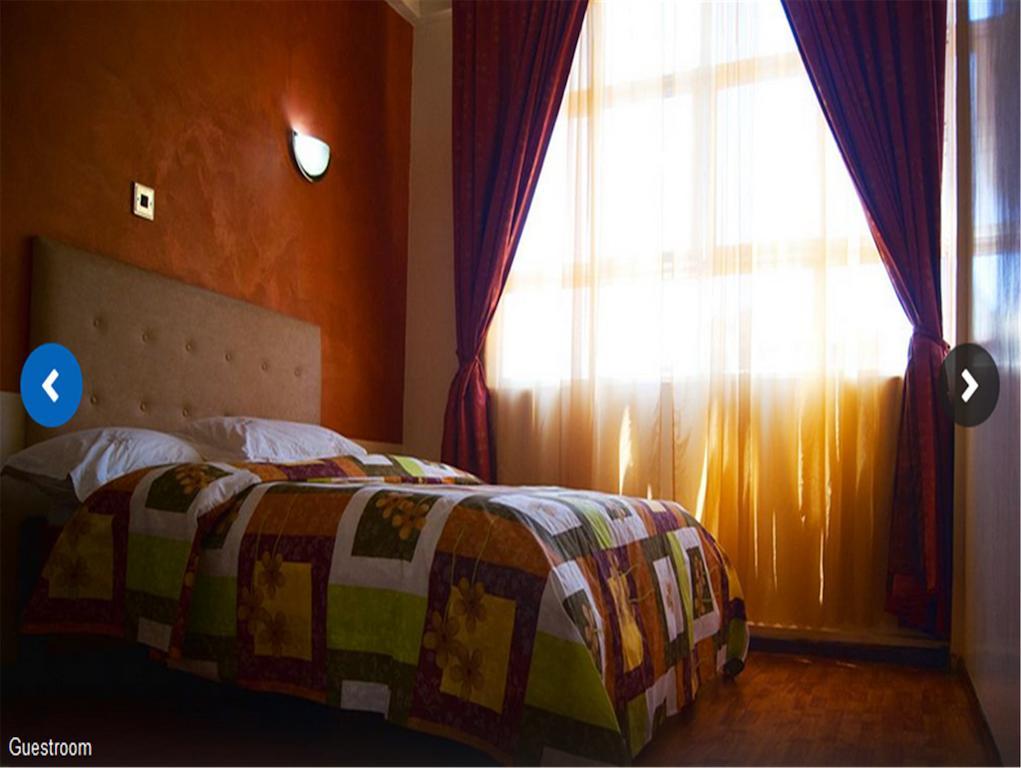Hotel Pearl Palace 3*
