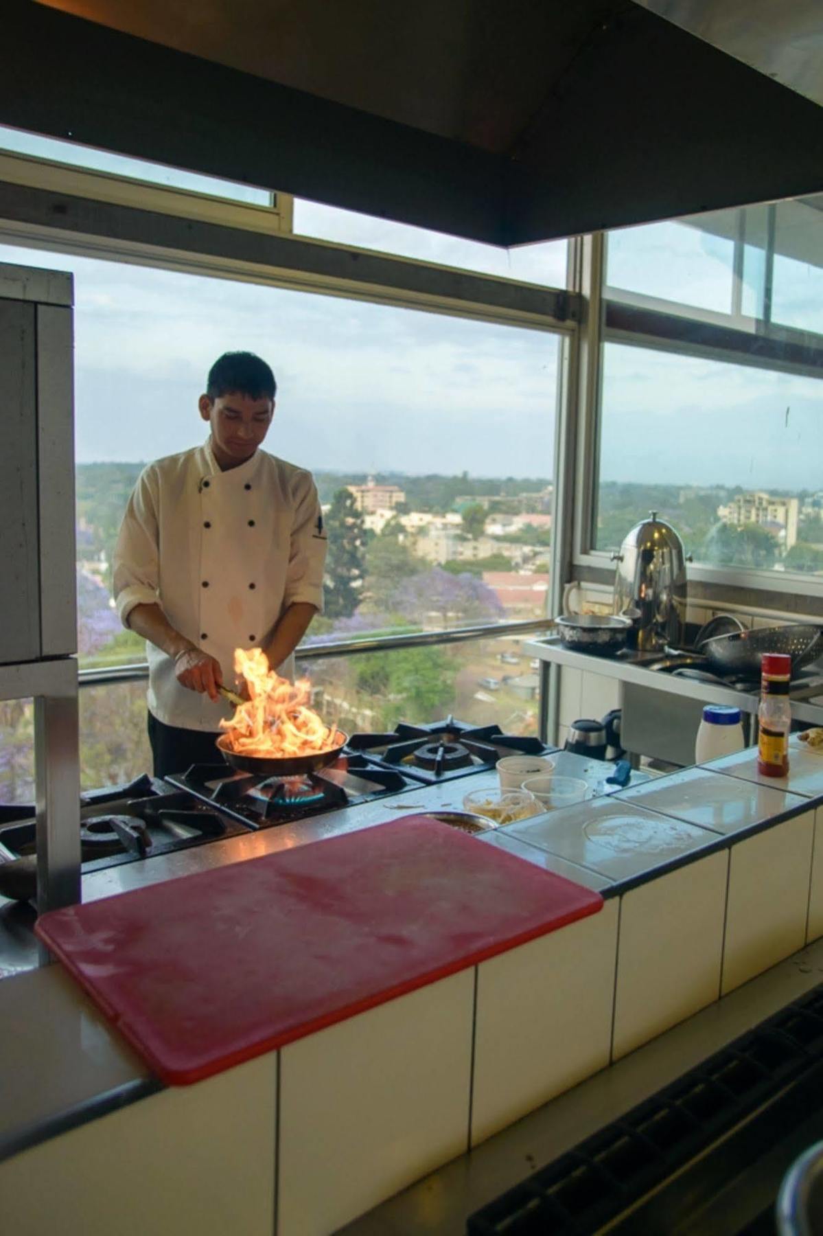 Hotel Cloud & Nairobi