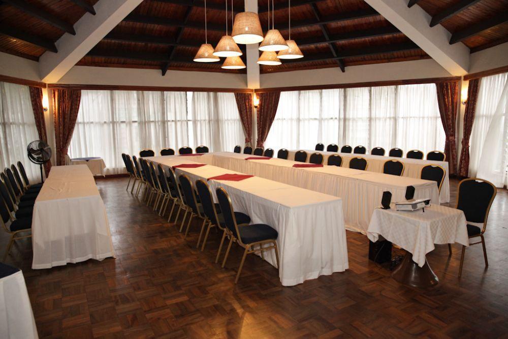 Hotel Kivi Milimani 3*