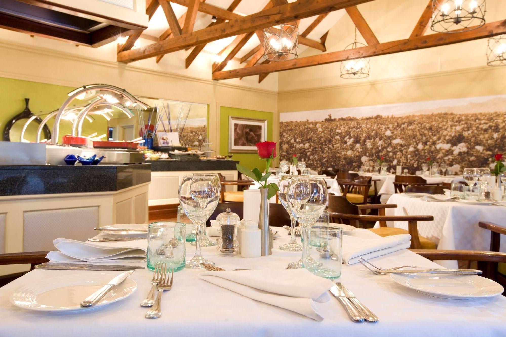 Southern Sun Mayfair Hotel 4*