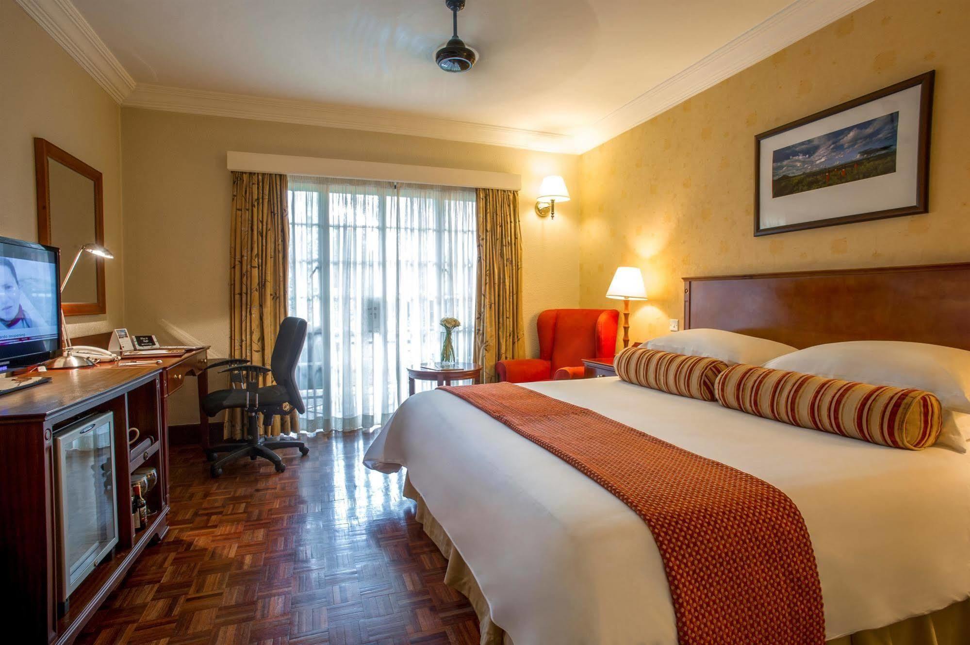 Southern Sun Mayfair 4*