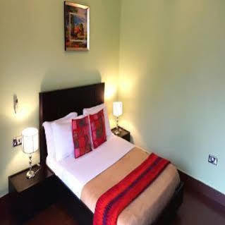 Hotel Progressive Park