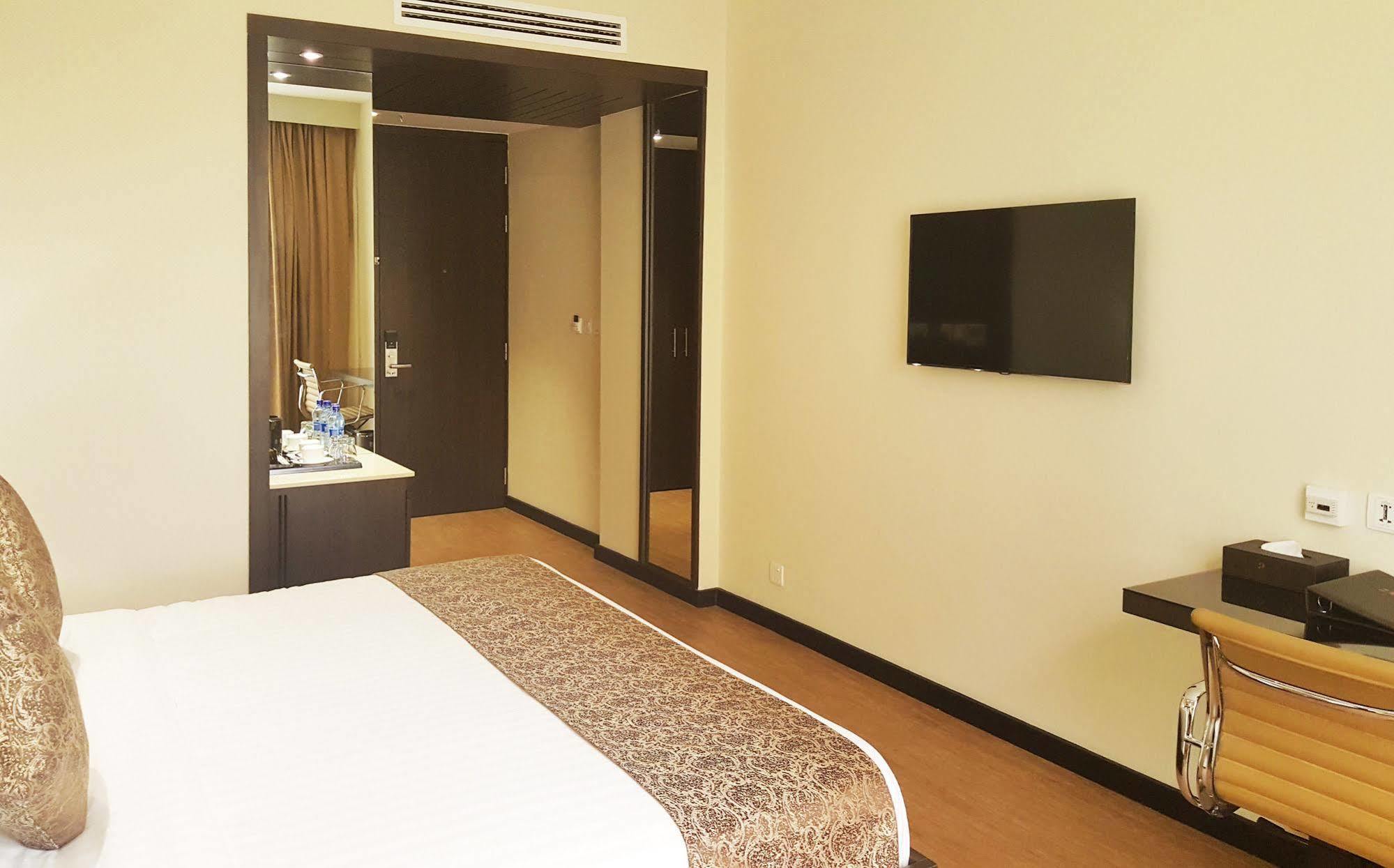 Doubletree By Hilton Nairobi 4*