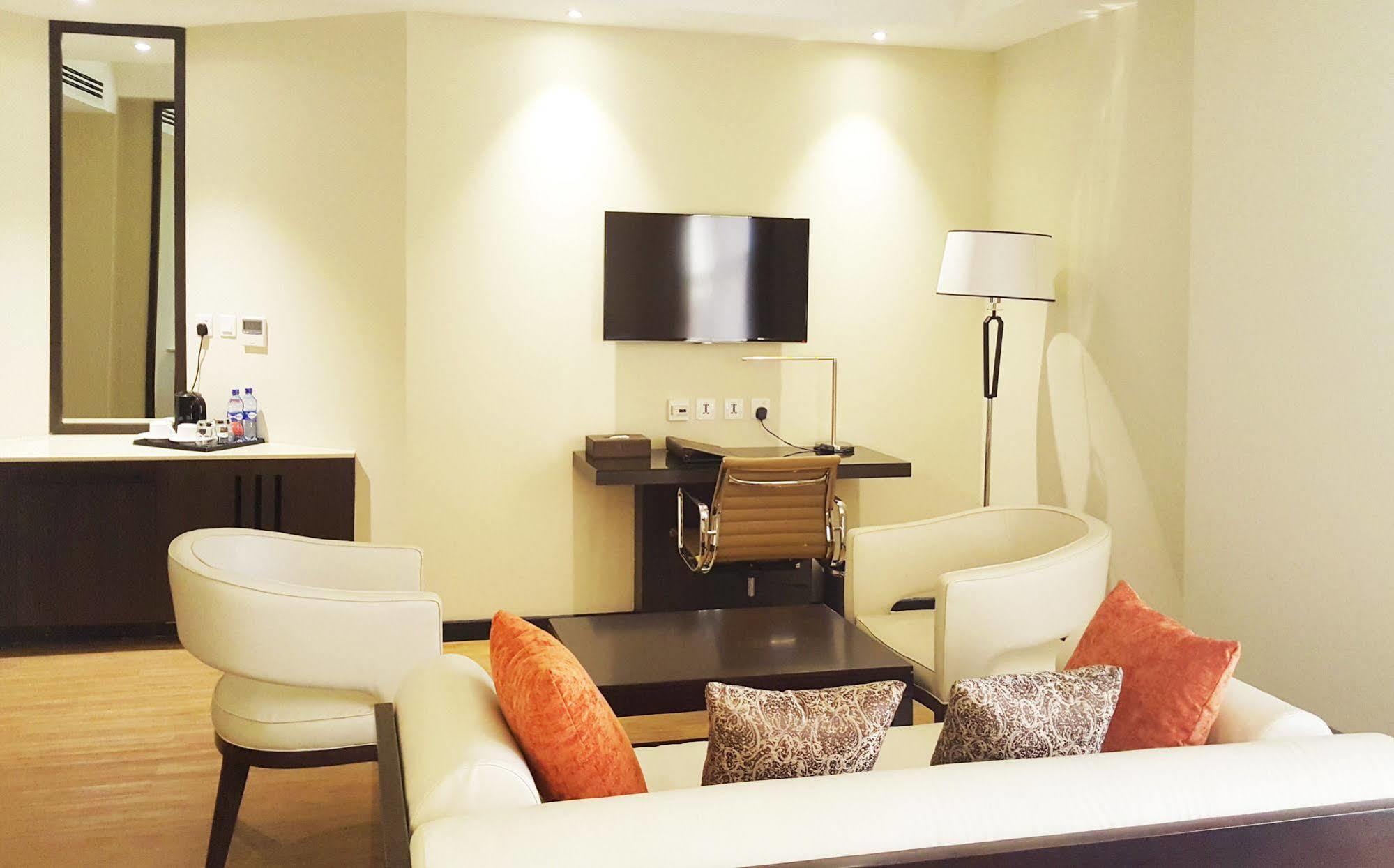 Doubletree By Hilton Nairobi 4*