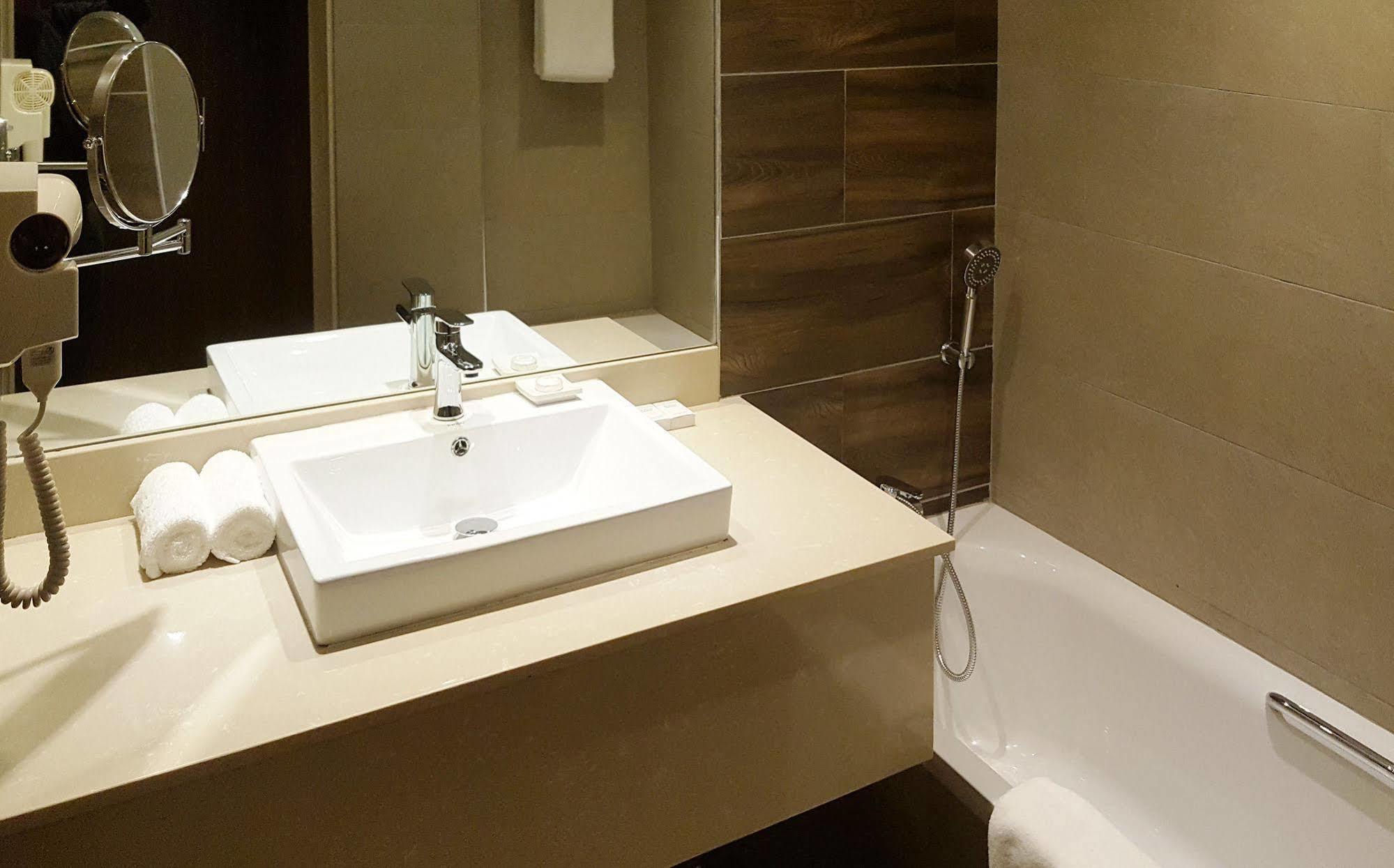 Doubletree By Hilton Nairobi Hotel Nairobi
