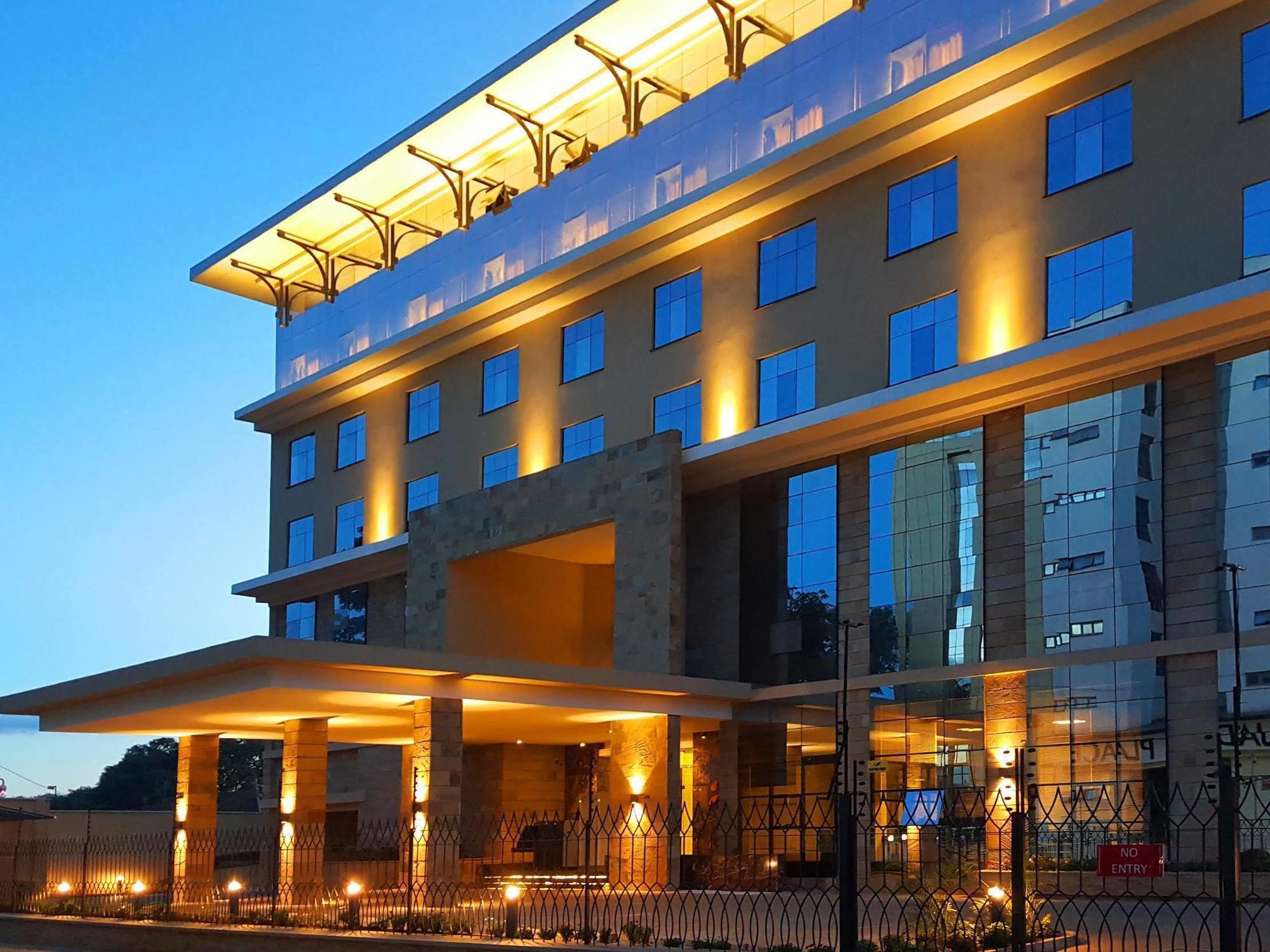 Hotel Doubletree By Hilton Nairobi Nairobi