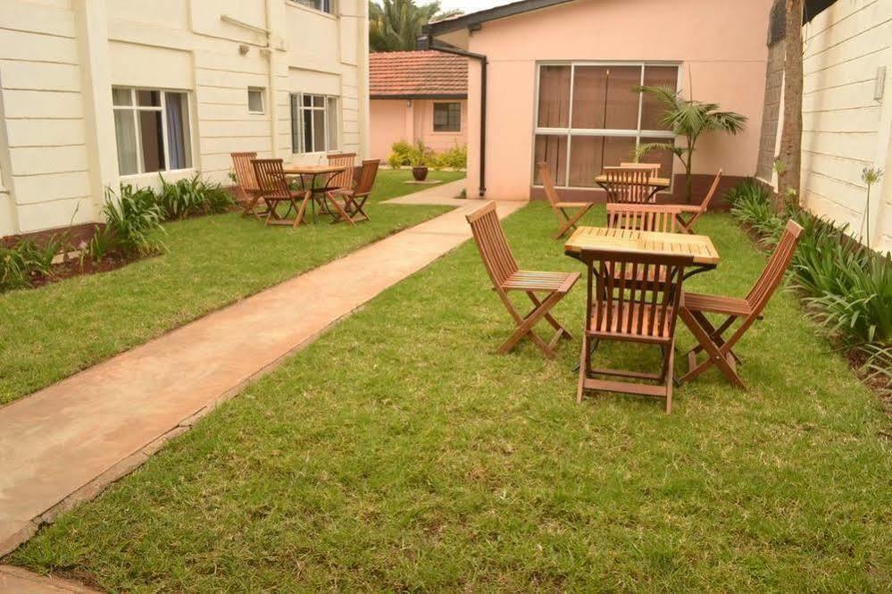 Palm Tree Guest house 3*