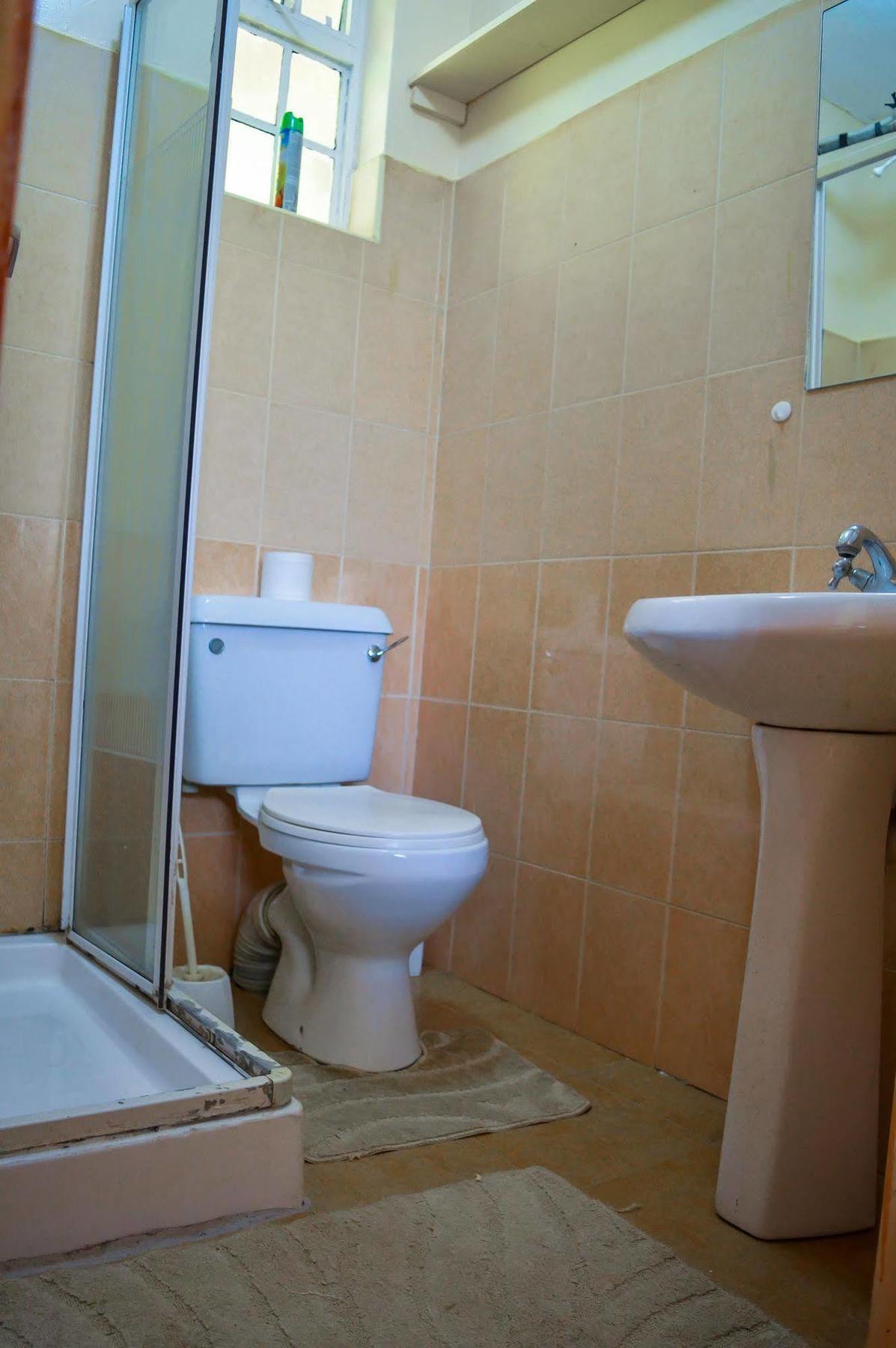 Rosslyn 3* Nairobi