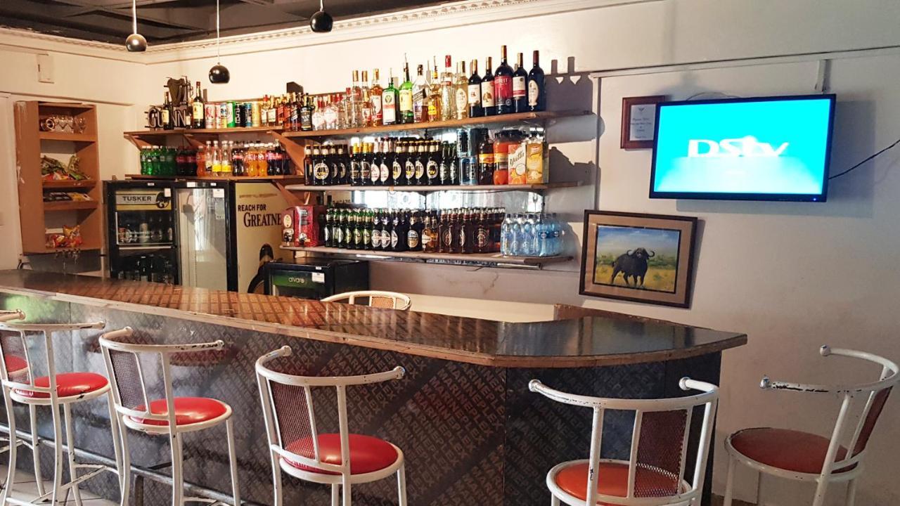 Red Buffalo House Hotel