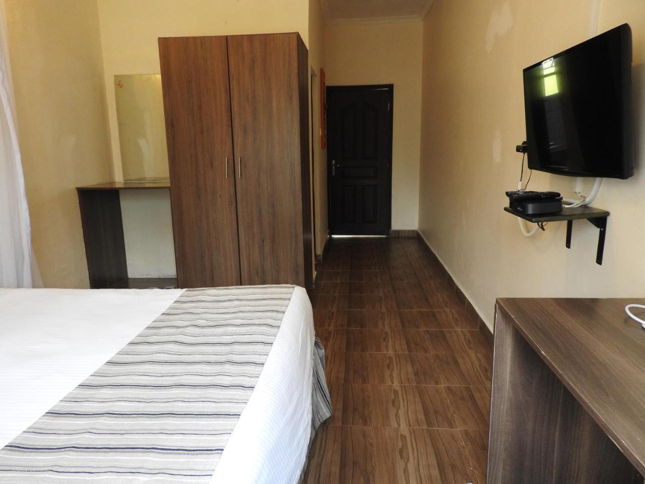 Bed & Breakfast Magnolia Pine Bed & Breakfast Nairobi